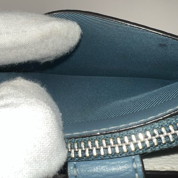 💙Coach Chalk/Indigo Logo Keychain Wristlet/Wallet/Card Holder | PRELOVED!!💙 - Picture 10 of 12